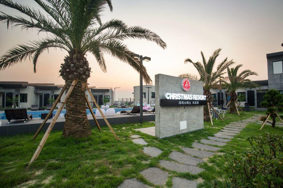 Jeju Christmas Resort Exterior photo